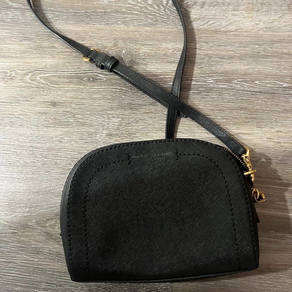Marc Jacobs cross body half moon bag black - Picture 1 of 3